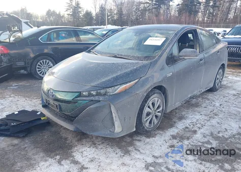 2018 Toyota Prius Prime Plus from USA, damaged, VIN JTDKARFP1J3099216